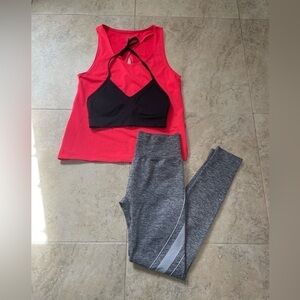 Activewear bundle. Leggings, sports bra, and tank top. Size XS/ S